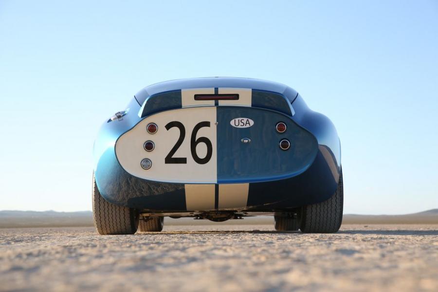  Shelby Cobra Daytona Coupe 50th Anniversary Edition 2015 года  (фото 6 из 10)